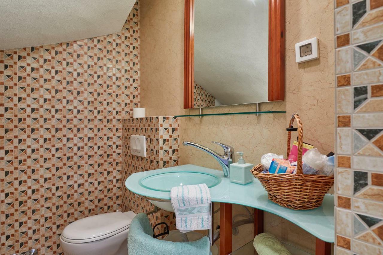 Villa Adria Kotor Luaran gambar