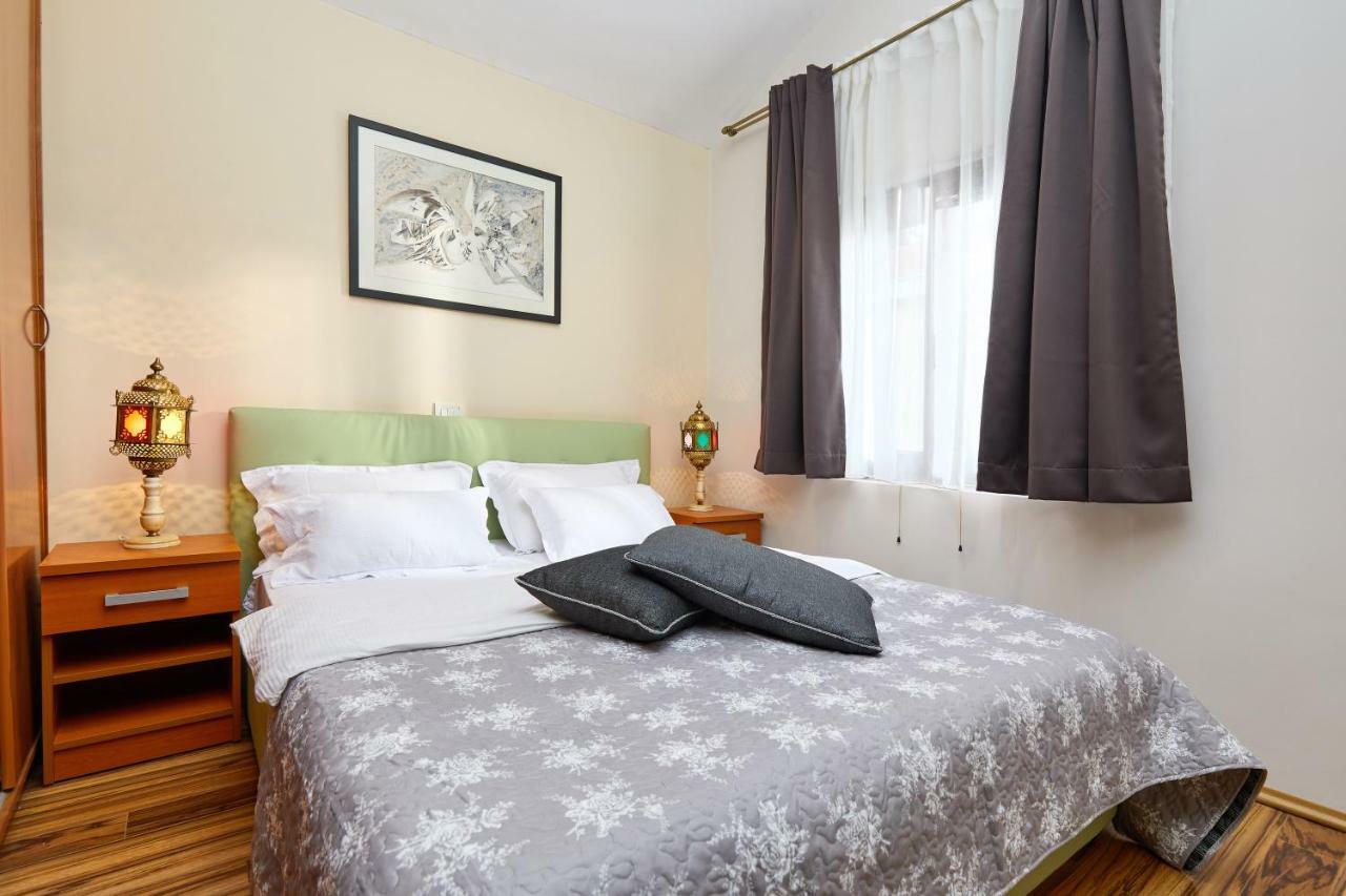Villa Adria Kotor Luaran gambar