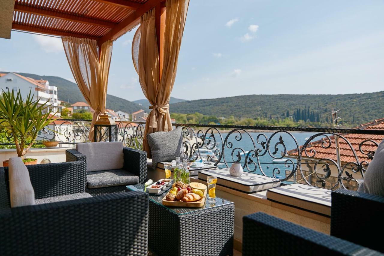 Villa Adria Kotor Luaran gambar